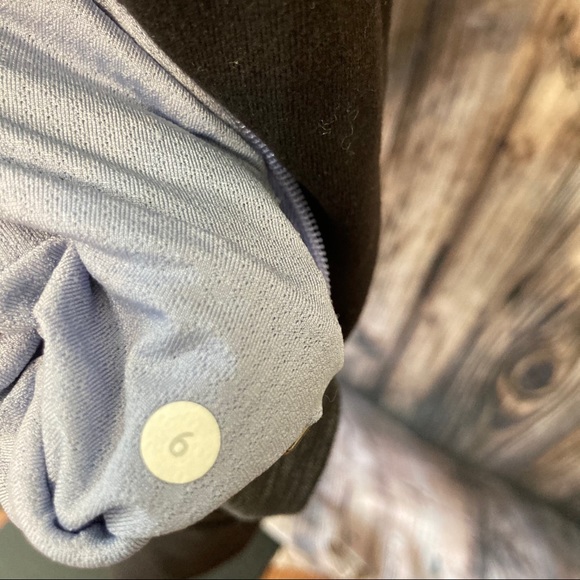 Lululemon Daily Yoga Jacket - Picture 9 of 9
